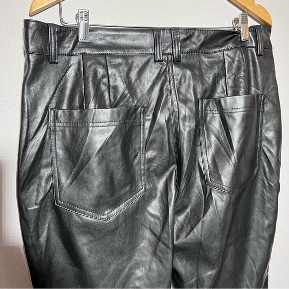 Topshop Pleat Front Faux Leather Pants in Black Size 14 US - Picture 5 of 8